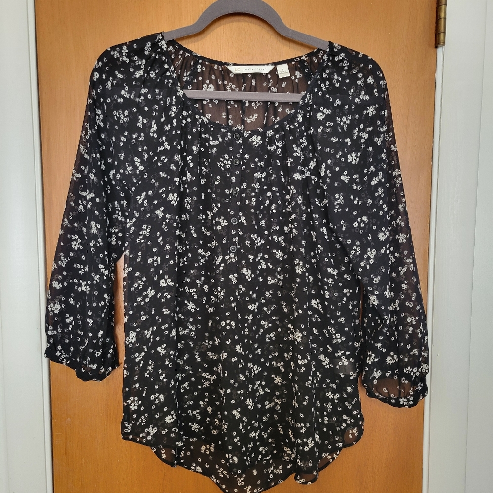 LC Lauren Conrad Black & White Floral Blouse